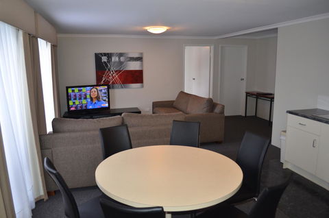 Arkana Motor Inn & Terrace Apartments - Accommodation Redcliffe 8