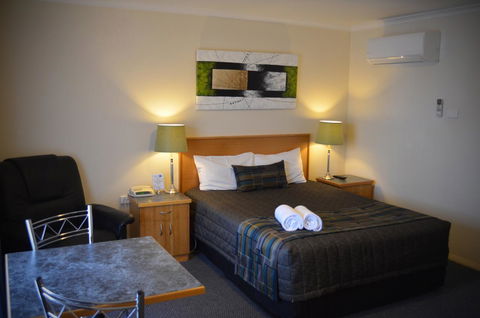Arkana Motor Inn & Terrace Apartments - Accommodation Redcliffe 0