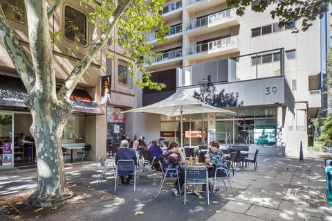 York Apartments On Grenfell - Accommodation Redcliffe 16