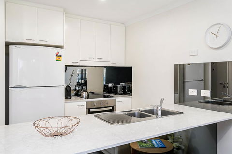 Heart Of Glenelg BnB - Accommodation Redcliffe 6