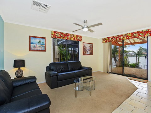 Lakeside - Encounter Bay - Accommodation Redcliffe 4