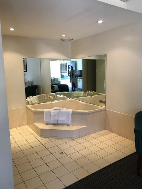 Bay Motel Hotel - Accommodation Redcliffe 1