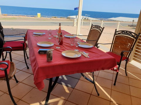 Wallaroo Sunset Home - Accommodation Redcliffe 5
