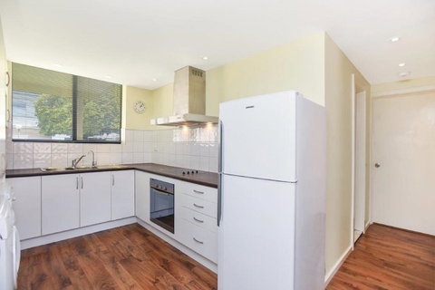 The Dolphins Beachfront Apartments - Accommodation Redcliffe 16