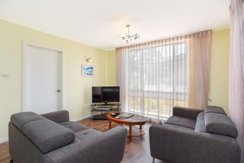 The Dolphins Beachfront Apartments - Accommodation Redcliffe 17