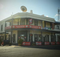 Commercial Hotel Morgan - Accommodation Redcliffe