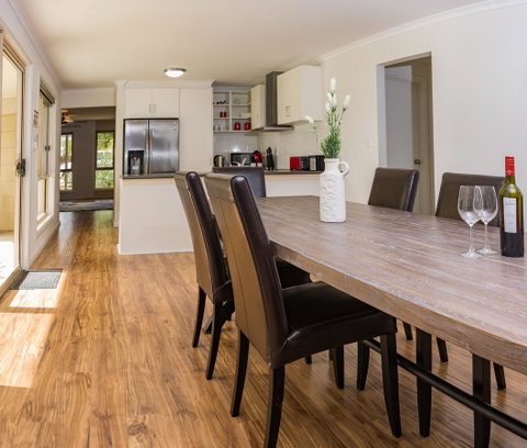 32 West B&B - Accommodation Redcliffe 0
