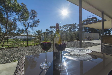 32 West B&B - Accommodation Redcliffe 20