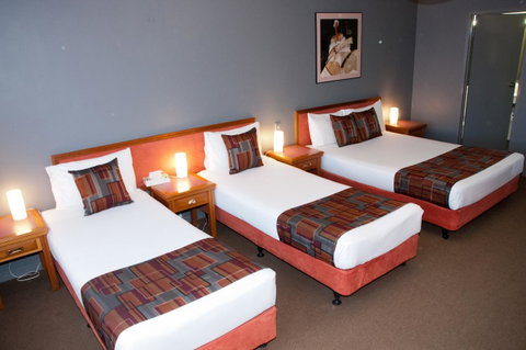 The O'Connell Inn - Accommodation Redcliffe 12