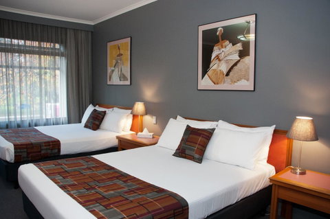 The O'Connell Inn - Accommodation Redcliffe 15