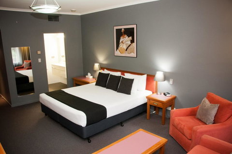 The O'Connell Inn - Accommodation Redcliffe 13
