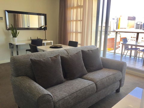 Adelaide DressCircle Apartments - North Terrace - Accommodation Redcliffe 16