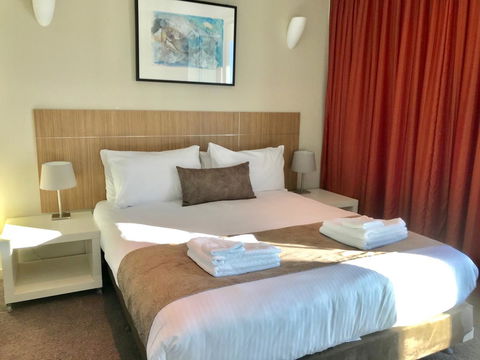 Adelaide DressCircle Apartments - North Terrace - Accommodation Redcliffe 5