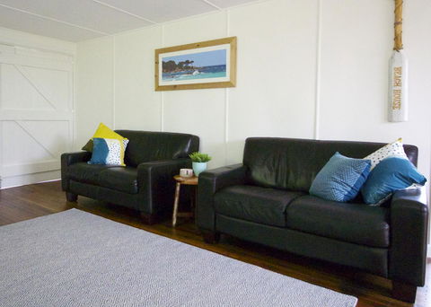 Boatsheds - Accommodation Redcliffe 2
