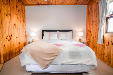 Seppelts View Cabins - Accommodation Redcliffe 30
