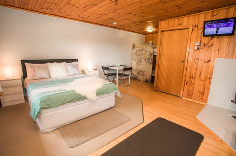 Seppelts View Cabins - Accommodation Redcliffe 21