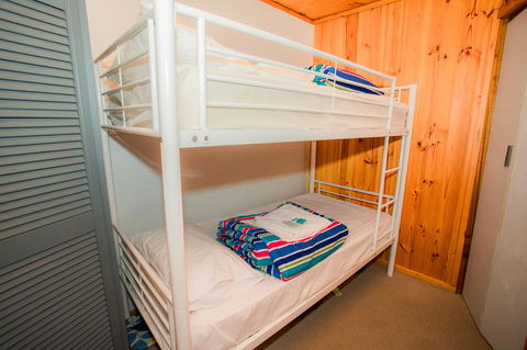 Seppelts View Cabins - Accommodation Redcliffe 35