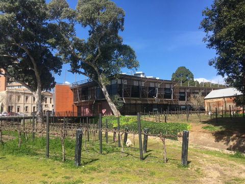 Adelaide Style Accommodation-Close To City-North Adelaide-3 Bdrm- FREE Parking - Accommodation Redcliffe 39