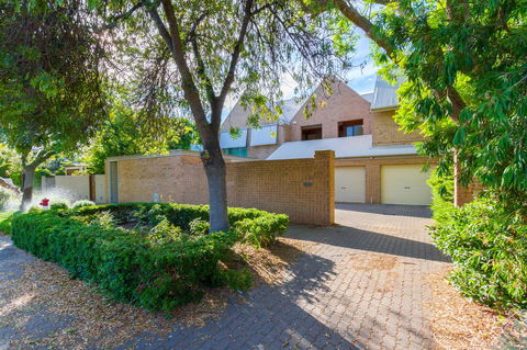 Adelaide Style Accommodation-Close To City-North Adelaide-3 Bdrm- FREE Parking - Accommodation Redcliffe 22