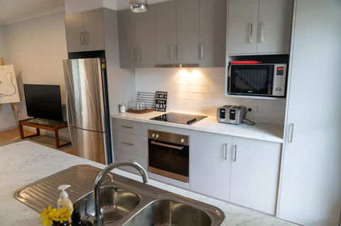 Gawler Townhouse 3 Bedroom - Accommodation Redcliffe 2