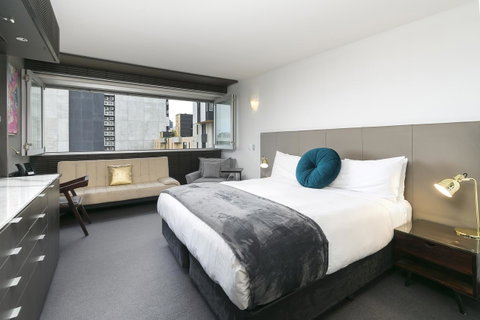 The Soho Hotel - Accommodation Redcliffe 17