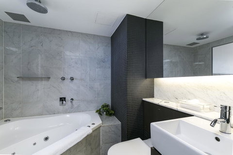 The Soho Hotel - Accommodation Redcliffe 6