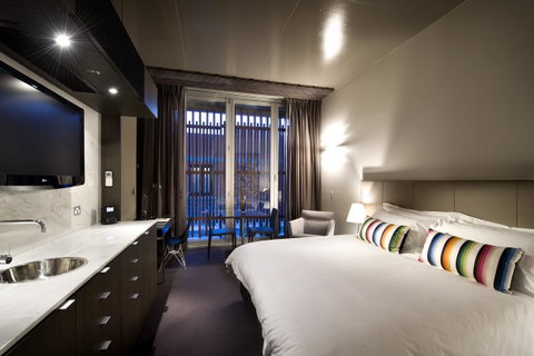 The Soho Hotel - Accommodation Redcliffe 15