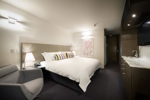 The Soho Hotel - Accommodation Redcliffe 25