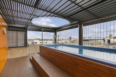 The Soho Hotel - Accommodation Redcliffe 13