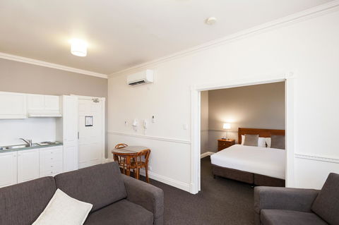 Majestic Tynte Street Apartments - Accommodation Redcliffe 18