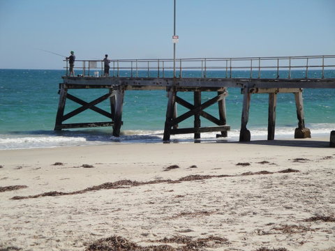 White Sands Retreat - Accommodation Redcliffe 10