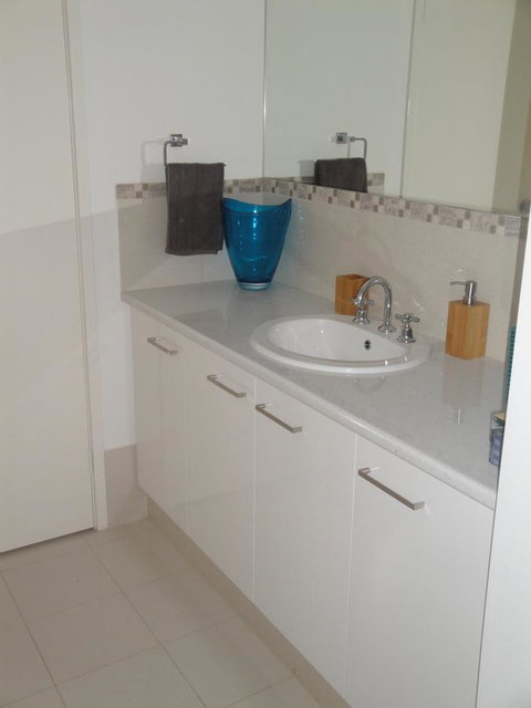 White Sands Retreat - Accommodation Redcliffe 8