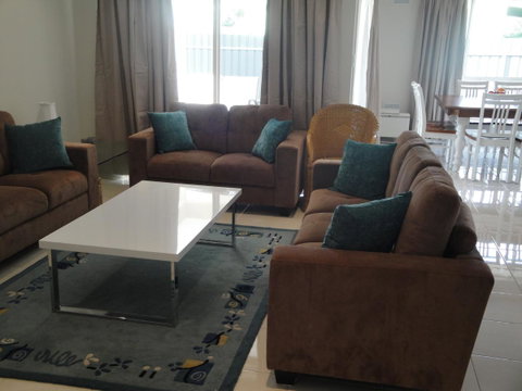 White Sands Retreat - Accommodation Redcliffe 1