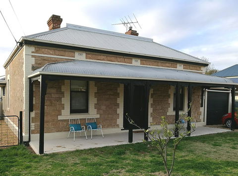 Hilda Anna's - Accommodation Redcliffe 13