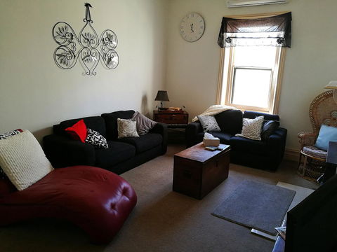 Hilda Anna's - Accommodation Redcliffe 28