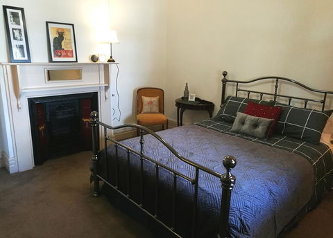 Hilda Anna's - Accommodation Redcliffe 24