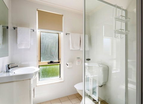 Glenelg Holiday Apartments - Corfu - Accommodation Redcliffe 17