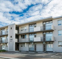 Glenelg Holiday Apartments - Corfu - Accommodation Redcliffe