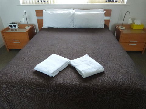 Glenelg Holiday Apartments - Corfu - Accommodation Redcliffe 12