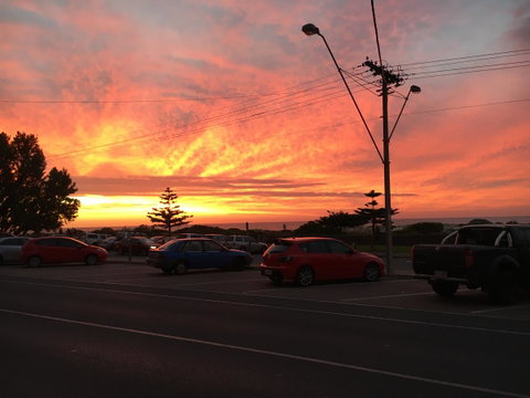 Adelaide - Semaphore Beach Front - Accommodation Redcliffe 4