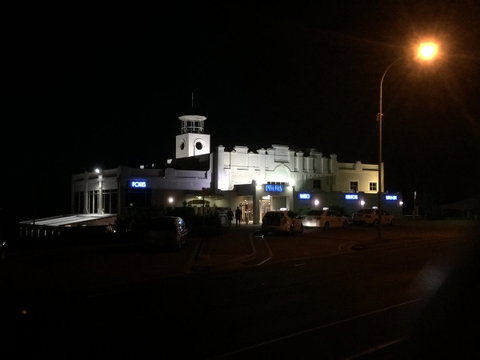 Adelaide - Semaphore Beach Front - Accommodation Redcliffe 22