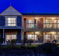 Angaston House - Accommodation Redcliffe