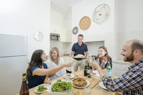 Seawall Apartments - Accommodation Redcliffe 13