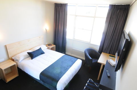 Mansfield Park Hotel - Accommodation Redcliffe 13