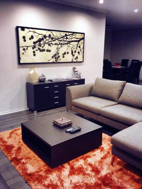 Casavino Luxury Villa - Accommodation Redcliffe 9