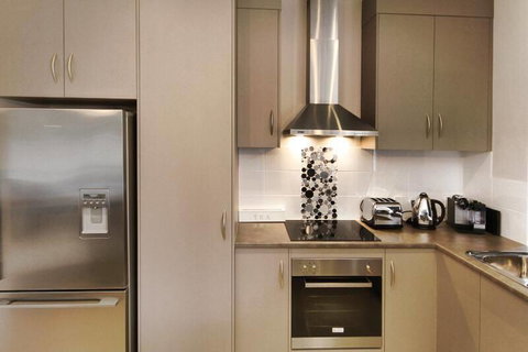 Casavino Luxury Villa - Accommodation Redcliffe 37