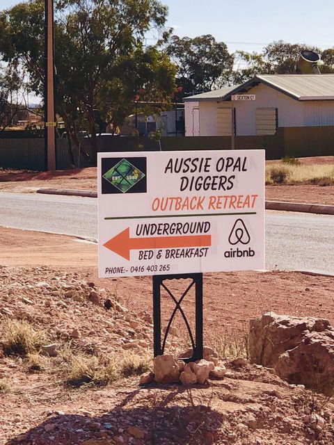 Aussie Opal Diggers Outback Retreat-Undergound - Accommodation Redcliffe 24