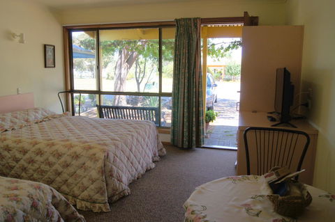 Milang Lakes Motel - Accommodation Redcliffe 0
