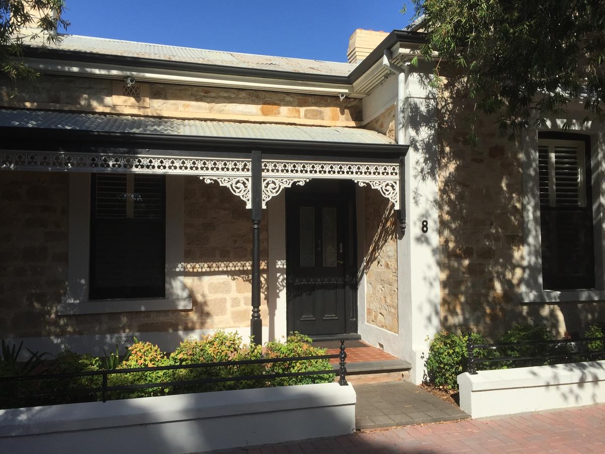 College Park SA Accommodation Redcliffe
