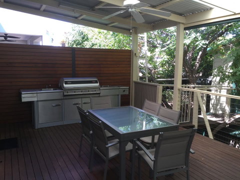 8 Osborne - Accommodation Redcliffe 17